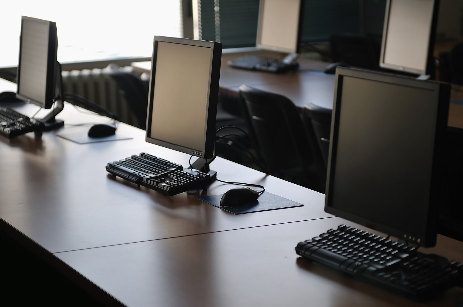 Servicio de arrendamiento operativo de equipos informáticos